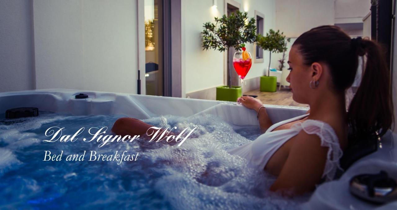 Dal Signor Wolf Bed & Breakfast Пецце ди Греко Екстериор снимка